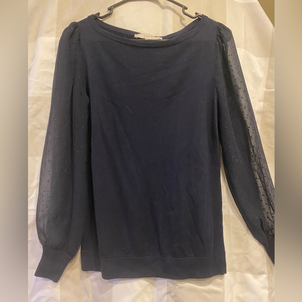 Loft sweater with shear sleeves